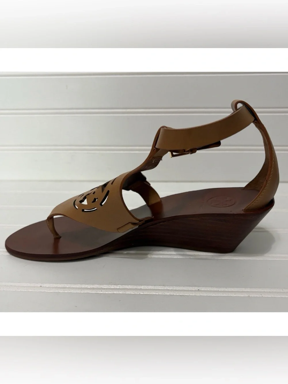 TORY BURCH Zoe Brown Leather Wedge Heel T Strap Sandals Shoes Womens Size 7 M